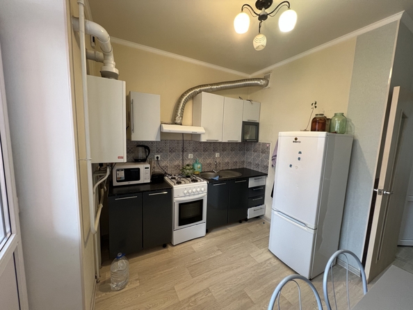 
  Продается 1-комн. квартира, 33 м², Подвойского ул, д. 68
. Фото 2.