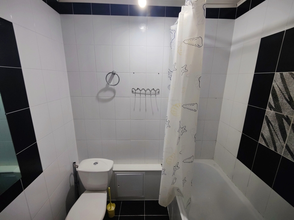 
  Продается 1-комн. квартира, 45.9 м², Доломановский пер, д. 179
. Фото 5.