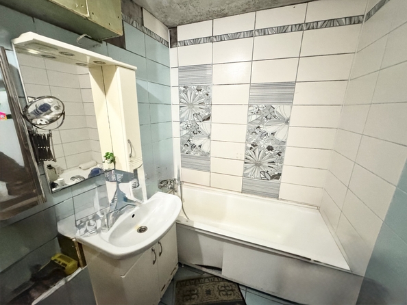 
  Продается 3-комн. квартира, 64.9 м², Чехова пр-кт, д. 74
. Фото 4.
