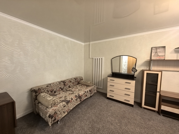 
  Продается 1-комн. квартира, 30 м², Комарова б-р, д. 17
. Фото 5.