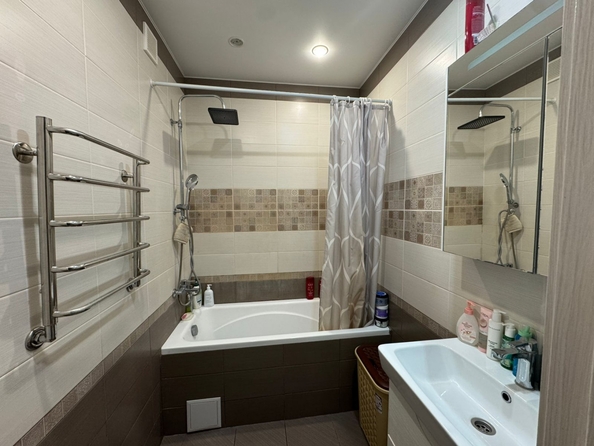 
  Продается 4-комн. квартира, 75 м², Чаленко пер, д. 17/1
. Фото 12.