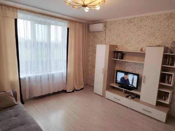 
  Продается 2-комн. квартира, 55 м², Скачкова ул, д. 62
. Фото 6.