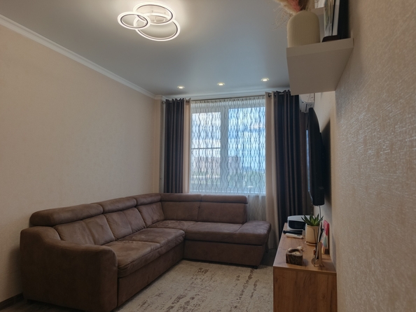 
  Продается 2-комн. квартира, 60.5 м², Горсоветская ул, д. 57
. Фото 2.