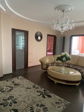 
  Продается 4-комн. квартира, 120 м², Королева пр-кт, д. 1
. Фото 2.