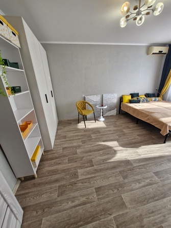
  Продается 1-комн. квартира, 32 м², Жмайлова ул, д. 4
. Фото 3.