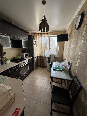 
  Продается 2-комн. квартира, 54 м², Комарова б-р, д. 1
. Фото 3.
