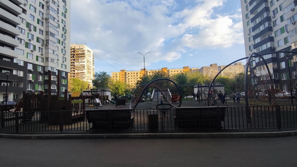 
  Продается 3-комн. квартира, 60 м², Жмайлова ул
. Фото 14.