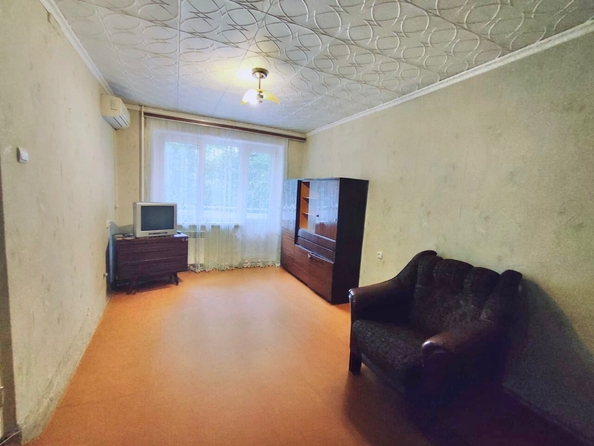 
  Продается 1-комн. квартира, 32 м², Жмайлова ул, д. 9
. Фото 3.