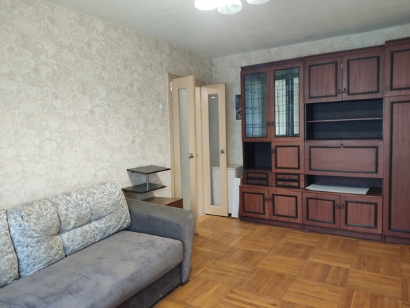 
  Продается 3-комн. квартира, 60 м², 1-я Баррикадная ул, д. 48
. Фото 3.