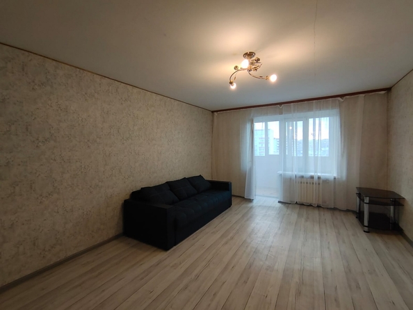 
  Продается 2-комн. квартира, 64 м², Платова ул, д. 83
. Фото 1.