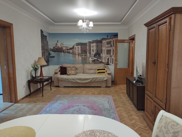 
  Продается 3-комн. квартира, 77 м², Ларина ул, д. 43/1
. Фото 3.