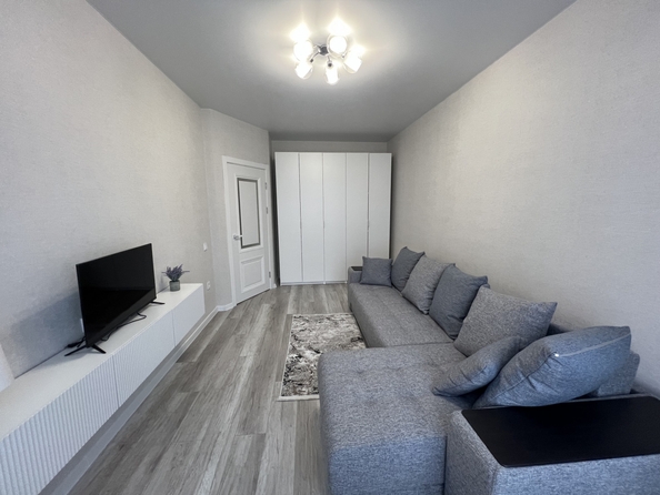 
  Продается 1-комн. квартира, 33.2 м², 40-летия Победы пр-кт, д. 111
. Фото 3.