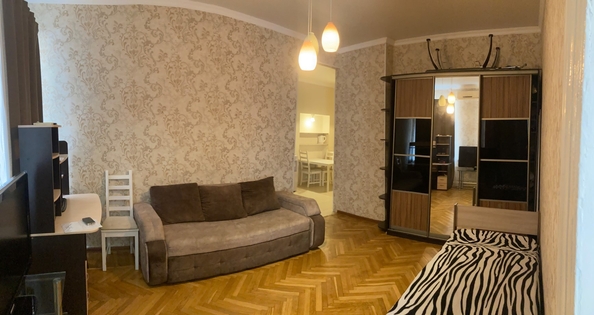 
  Продается 2-комн. квартира, 42.7 м², Газетный пер, д. 68
. Фото 2.