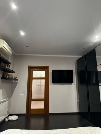 
  Продается 2-комн. квартира, 75 м², Соборный пер, д. 94
. Фото 9.