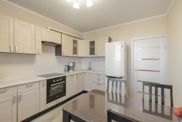 
  Продается 3-комн. квартира, 71 м², Ткачева ул, д. 22
. Фото 4.