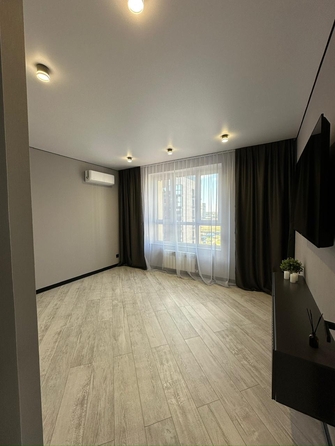 
  Продается 2-комн. квартира, 68 м², Берберовская ул, д. 15
. Фото 13.