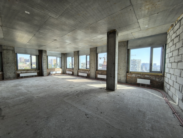 
  Продается 3-комн. квартира, 117 м², Береговая ул, д. 55
. Фото 3.