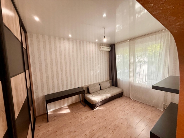 
  Продается 1-комн. квартира, 37 м², 2-я Володарского ул, д. 166/6
. Фото 5.