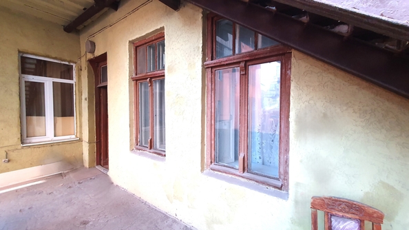 
  Продается 3-комн. квартира, 44 м², Пушкинская ул, д. 105
. Фото 2.