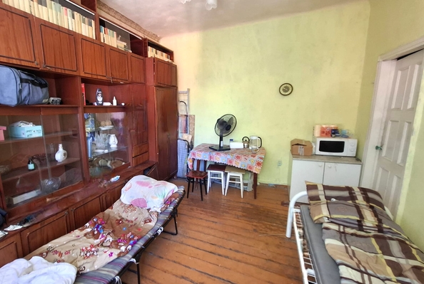 
  Продается 2-комн. квартира, 34 м², Воровского ул, д. 27
. Фото 3.