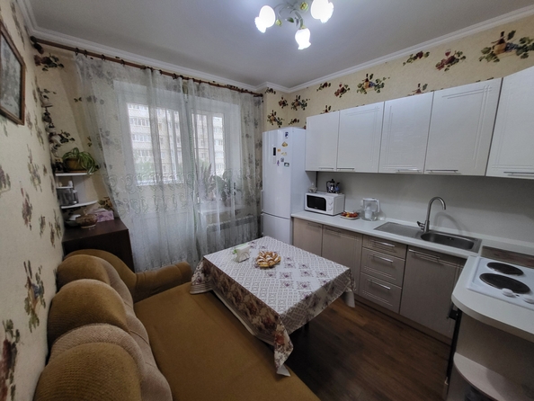 
  Продается 2-комн. квартира, 75 м², Извилистая ул, д. 21
. Фото 2.