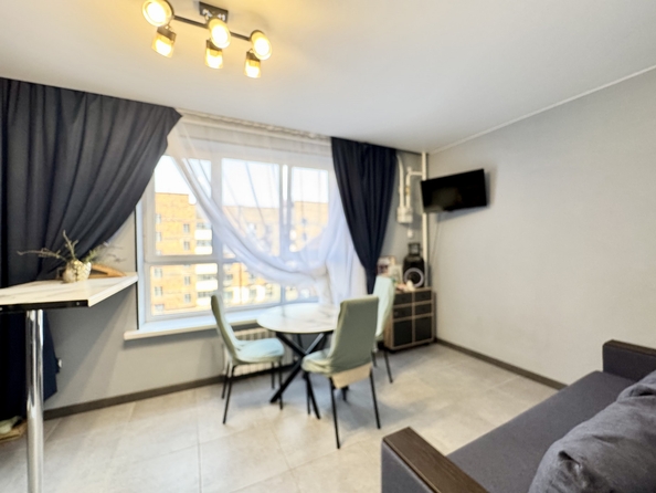 
  Продается 1-комн. квартира, 43 м², 40-летия Победы пр-кт, д. 111
. Фото 2.