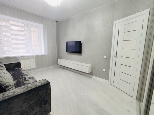 
  Продается 1-комн. квартира, 30 м², Городовикова ул, д. 38
. Фото 8.