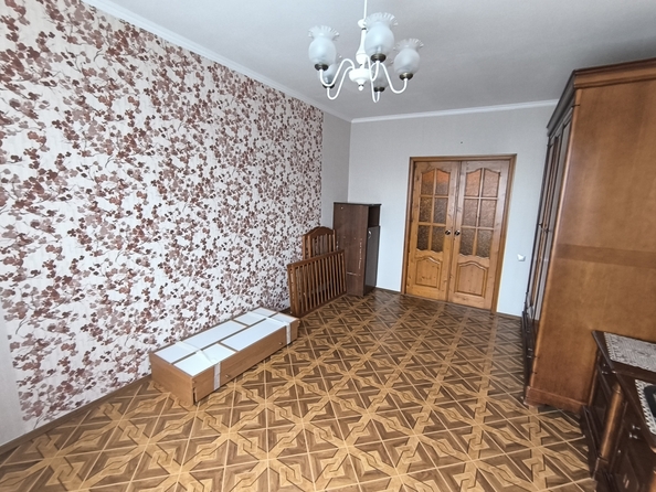 
  Продается 3-комн. квартира, 92 м², Думенко ул, д. 1
. Фото 2.