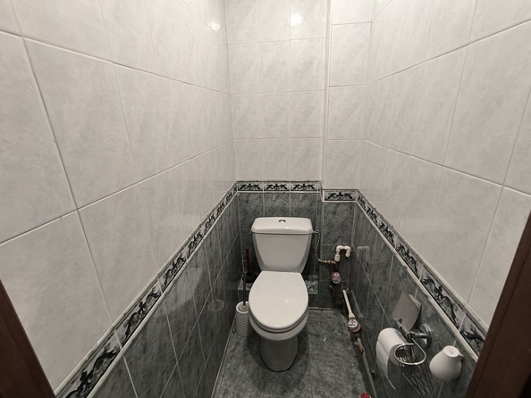 
  Продается 3-комн. квартира, 92 м², Думенко ул, д. 1
. Фото 11.