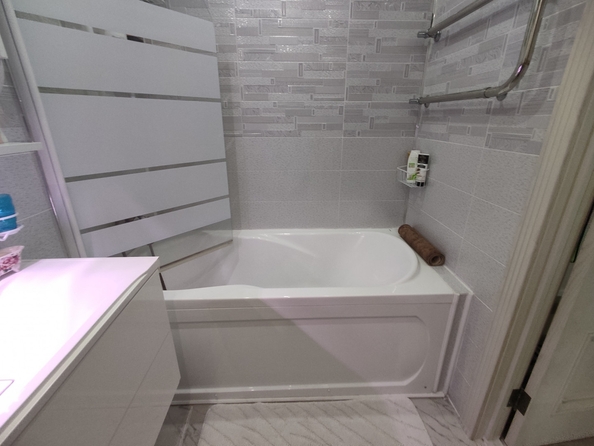 
  Продается 2-комн. квартира, 52 м², Соколова пр-кт, д. 92
. Фото 12.