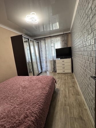 
  Продается 3-комн. квартира, 64 м², Зорге ул, д. 35
. Фото 11.