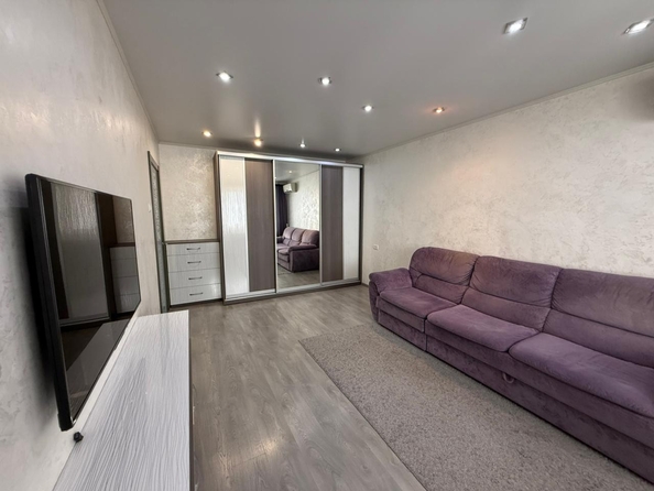 
  Продается 1-комн. квартира, 36.9 м², Нансена ул, д. 123
. Фото 5.