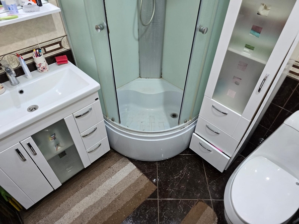 
  Продается 3-комн. квартира, 68 м², Ушинского ул, д. 53
. Фото 18.