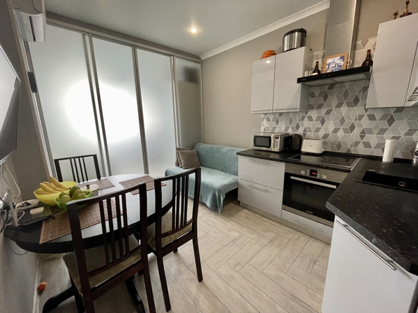 
  Продается 2-комн. квартира, 42 м², 2-я Баррикадная ул, д. 4
. Фото 3.