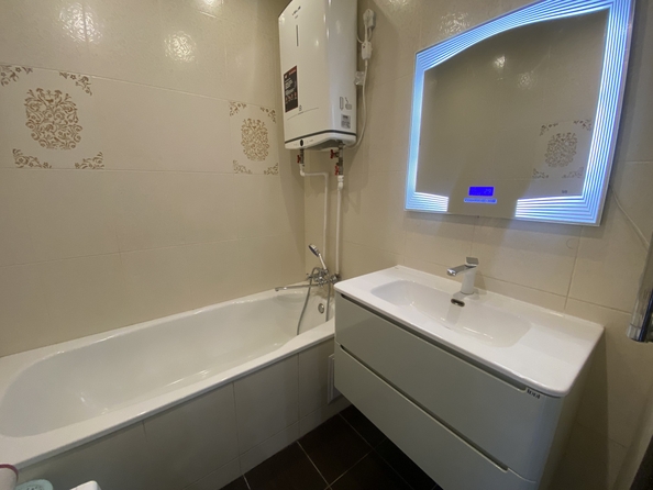 
  Продается 2-комн. квартира, 56 м², Жданова ул, д. 7
. Фото 5.