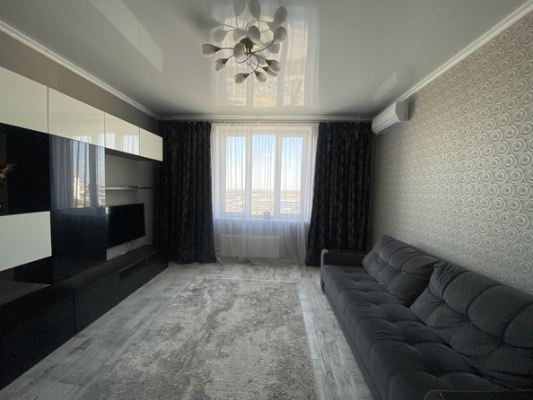 
  Продается 2-комн. квартира, 56 м², Жданова ул, д. 7
. Фото 6.