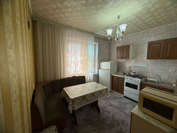 
  Сдается 1-комн. квартира, 40 м², 339-й Стрелковой Дивизии ул, д. 17/4
. Фото 3.