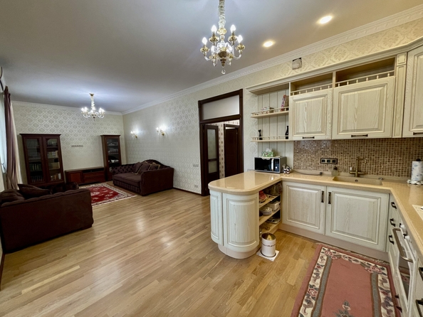
  Продается 3-комн. квартира, 88.9 м², Благодатная ул, д. 211
. Фото 17.