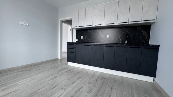 
  Продается 1-комн. квартира, 38 м², Жмайлова ул, д. 19а
. Фото 7.