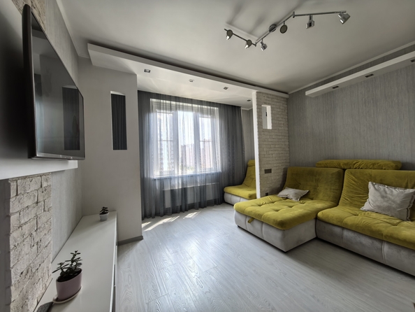 
  Продается 1-комн. квартира, 40 м², Еременко ул, д. 103
. Фото 2.