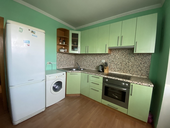 
  Продается 1-комн. квартира, 40.2 м², 40-летия Победы пр-кт, д. 75д
. Фото 5.