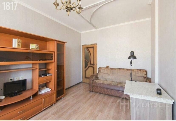 
  Продается 1-комн. квартира, 42 м², Воровского ул, д. 17с2
. Фото 2.