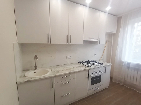 
  Продается 2-комн. квартира, 52 м², Зорге ул, д. 39/1
. Фото 2.
