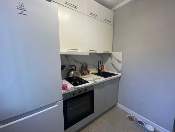
  Продается 2-комн. квартира, 43 м², Каширская ул, д. 14
. Фото 3.