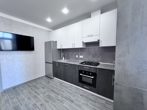 
  Продается 1-комн. квартира, 42 м², Берберовская ул, д. 22
. Фото 3.