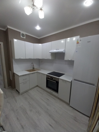 
  Продается 1-комн. квартира, 41.8 м², Королева пр-кт, д. 20
. Фото 7.
