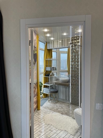 
  Продается 4-комн. квартира, 105 м², 23-я линия ул, д. 6
. Фото 24.