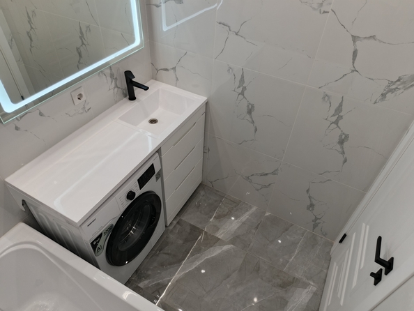 
  Продается 3-комн. квартира, 82 м², 26-я линия ул, д. 35/1
. Фото 12.