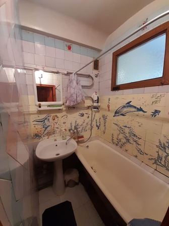 
  Продается 3-комн. квартира, 49 м², Малиновского ул, д. 10
. Фото 5.