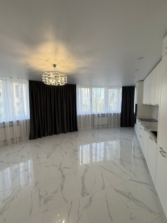 
  Продается 4-комн. квартира, 100 м², Береговая ул, д. 6
. Фото 1.